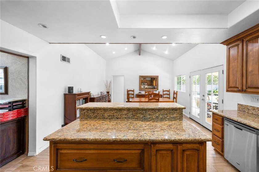 Welcome to 1099 Salinas Ave, a beautifully maintained - photo 18