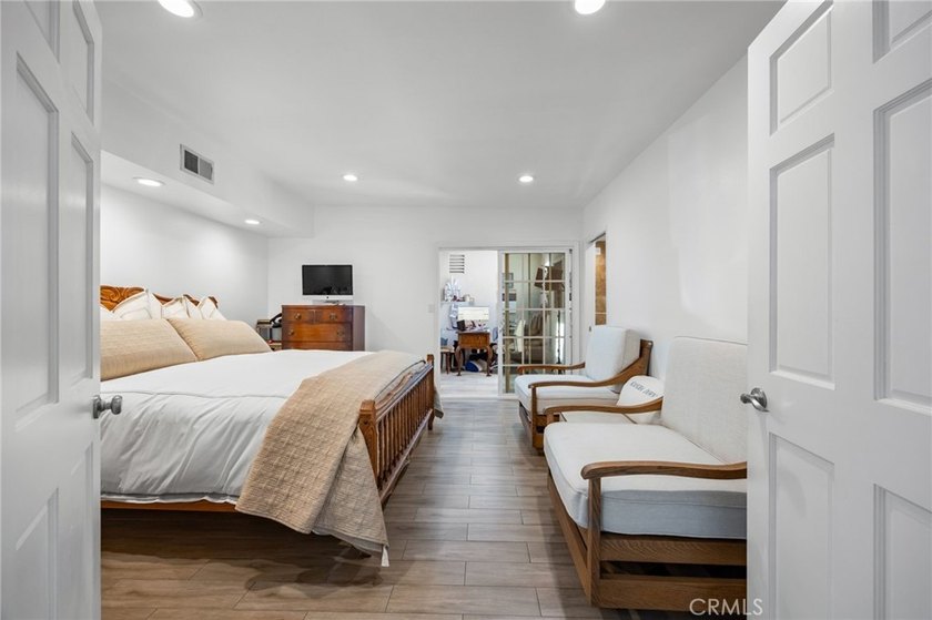 Welcome to 1099 Salinas Ave, a beautifully maintained - photo 21
