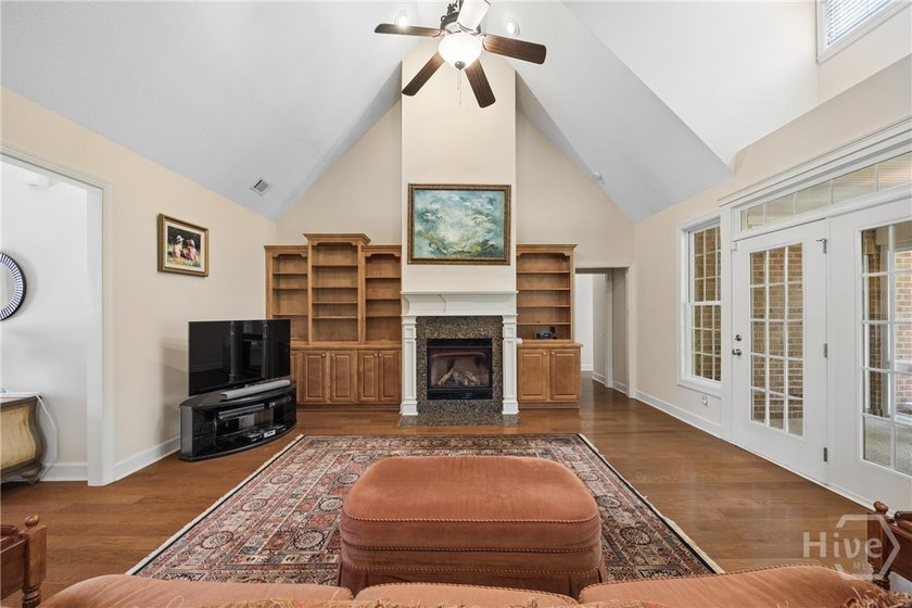 Luxury awaits in the highly sought-after **Enclave**, an - photo 10