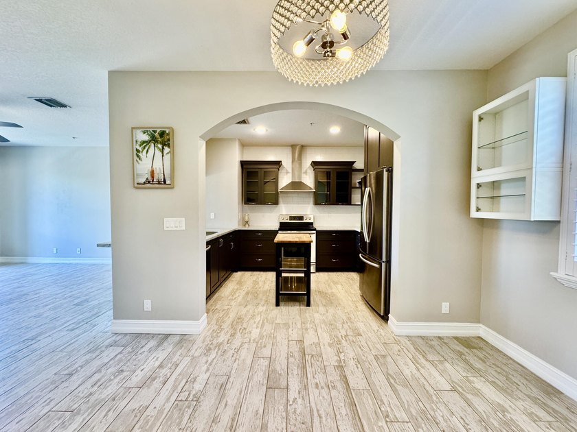 Immaculately Maintained, Like-New 3-Story Townhome In Atlantic - photo 14