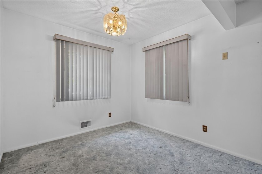 Welcome to this comfortable raised ranch in a very convenient - photo 15