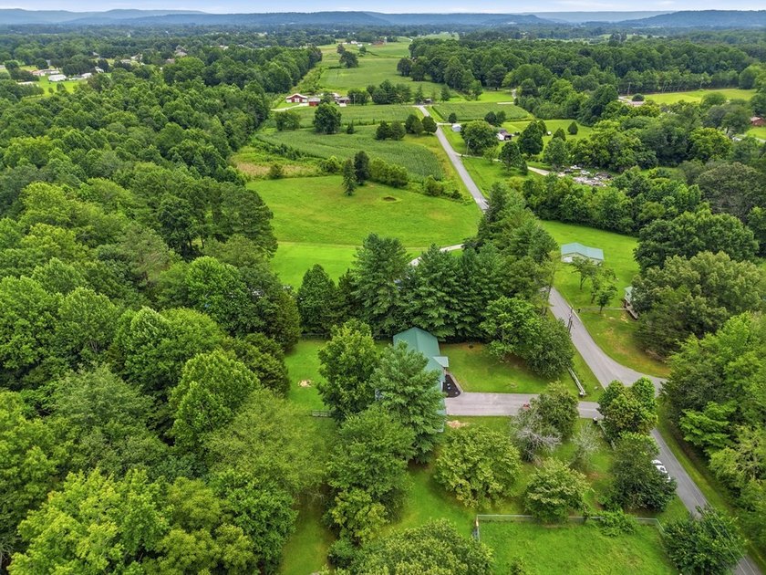 Welcome to 330 Deerfield Rd in Sparta - a well-maintained home - photo 30