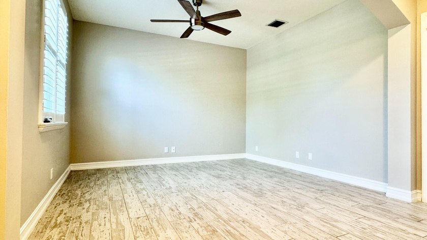 Immaculately Maintained, Like-New 3-Story Townhome In Atlantic - photo 40