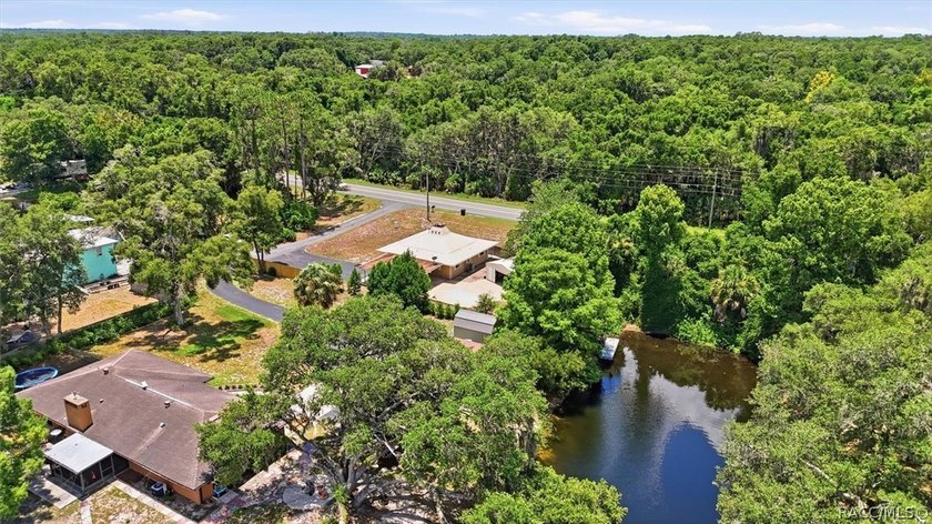 Experience waterfront living with the feel of a year-round - photo 21