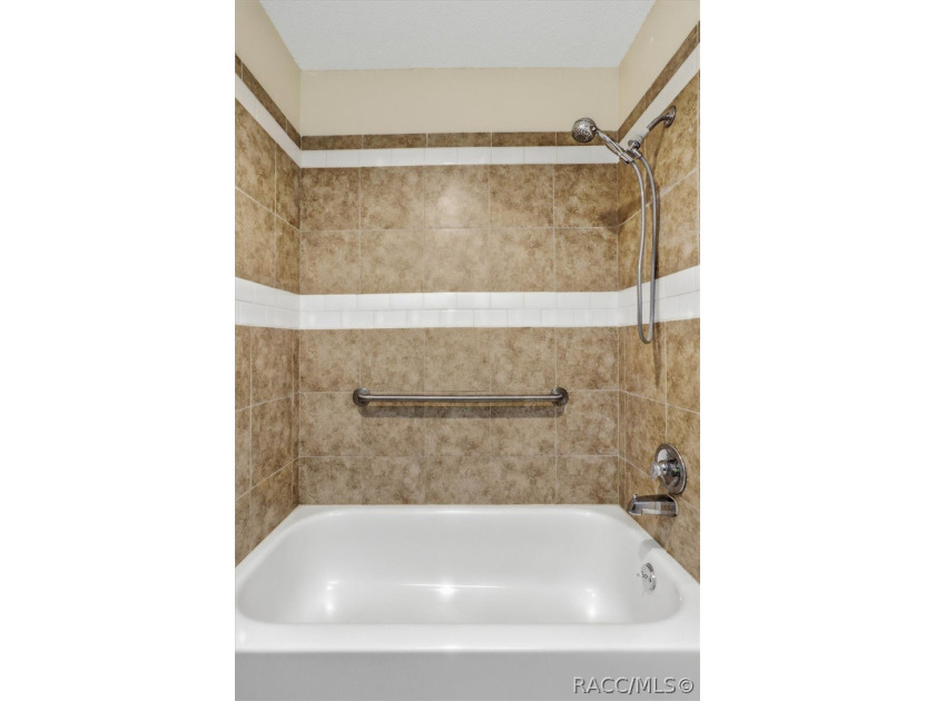 Experience waterfront living with the feel of a year-round - photo 40