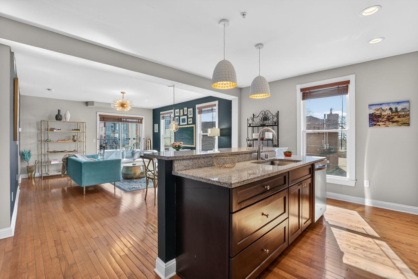 Perched in Portland's coveted East End, this beautifully - photo 4