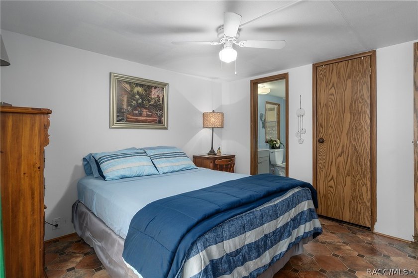 Welcome home to this charming 3-bedroom, 2-bathroom double wide - photo 21