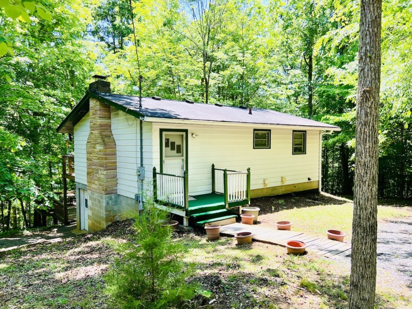 ATTENTION LAKE LOVERS - FAMILY COMPOUND OR  - 2 UNITS ON 1 SOLD - photo 48
