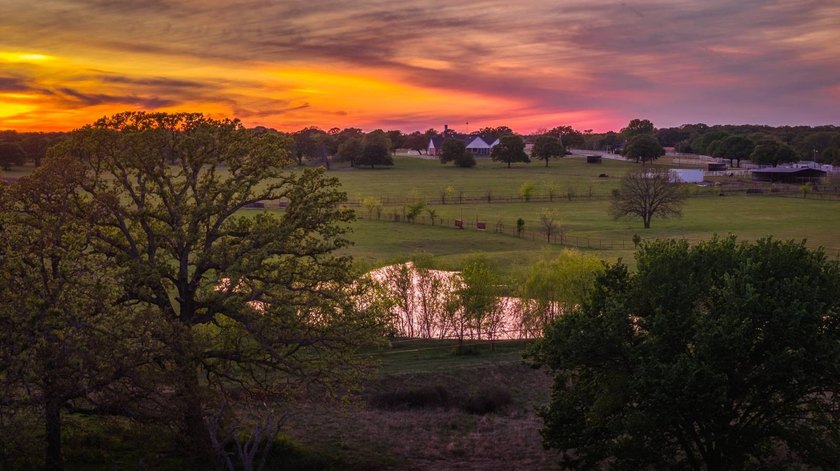 - What really makes this ranch feel different is that it feels - photo 12