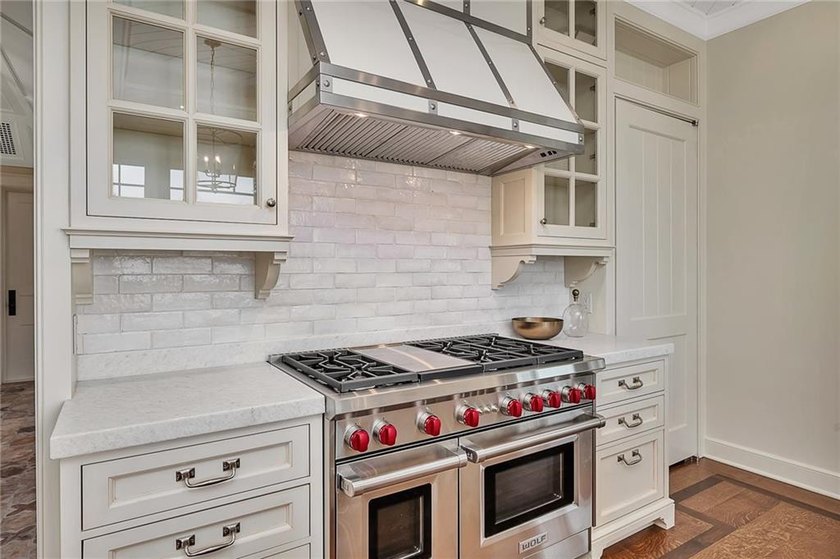 More than a residence, this is a lifestyle defined by elegance - photo 10