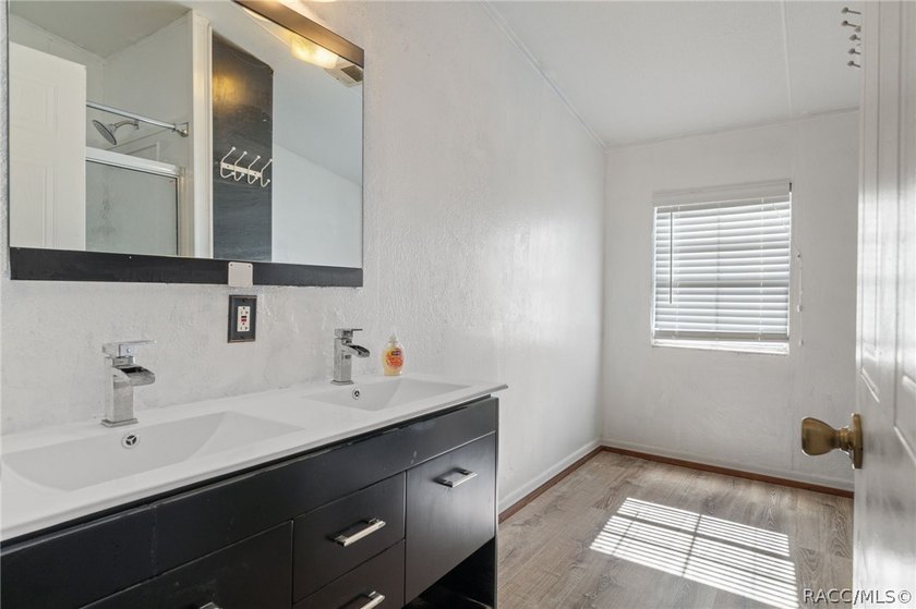 Freedom awaits at this 3-bedroom, 2-bath Fleetwood manufactured - photo 25