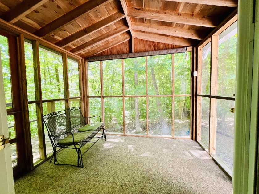 ATTENTION LAKE LOVERS - FAMILY COMPOUND OR  - 2 UNITS ON 1 SOLD - photo 26