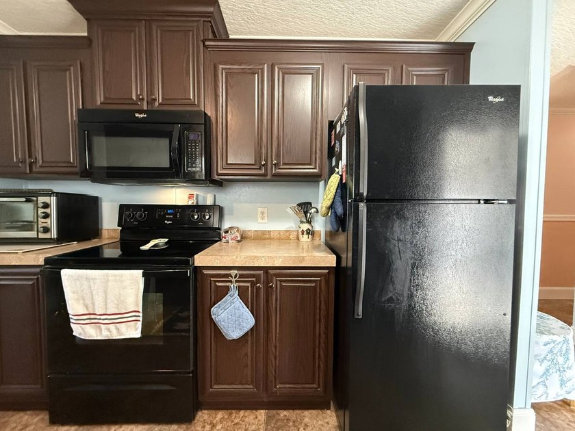 Welcome to 107 Holland Street in the highly desirable Colony - photo 10
