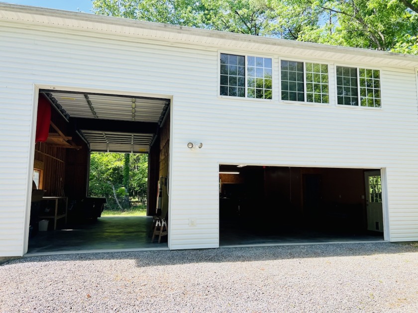ATTENTION LAKE LOVERS - FAMILY COMPOUND OR  - 2 UNITS ON 1 SOLD - photo 40