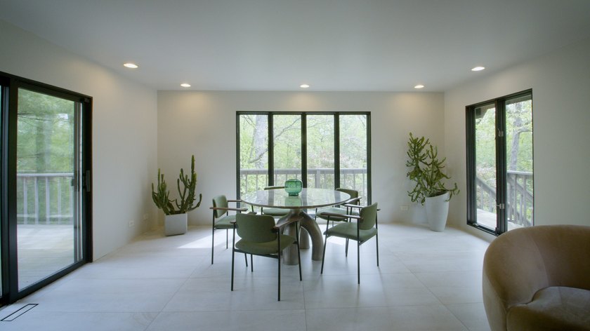 Exceptional one-of-a-kind ranch-style home offering over 8,000 - photo 15
