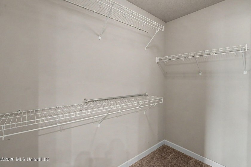 Welcome home to this well-maintained 3 bedroom, 2 bath split - photo 16