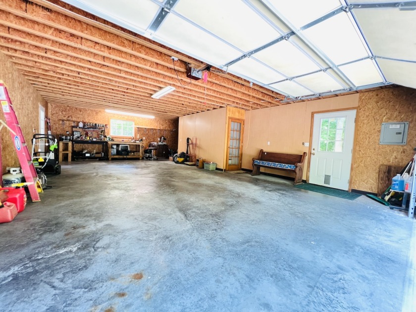 ATTENTION LAKE LOVERS - FAMILY COMPOUND OR  - 2 UNITS ON 1 SOLD - photo 41