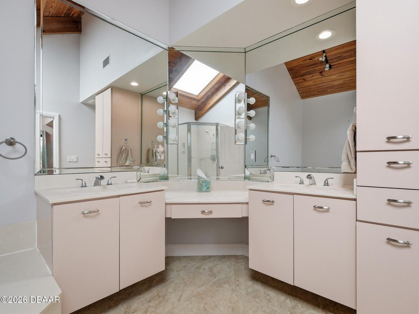 This home is located on a quiet cul-de-sac in The Meadows area - photo 29