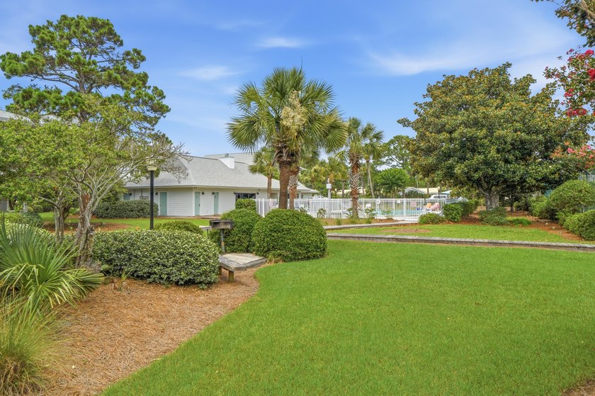 Amazing opportunity to own a 3-bedroom condo in the sought-after - photo 43