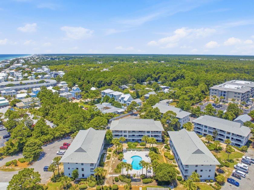 Amazing opportunity to own a 3-bedroom condo in the sought-after - photo 49
