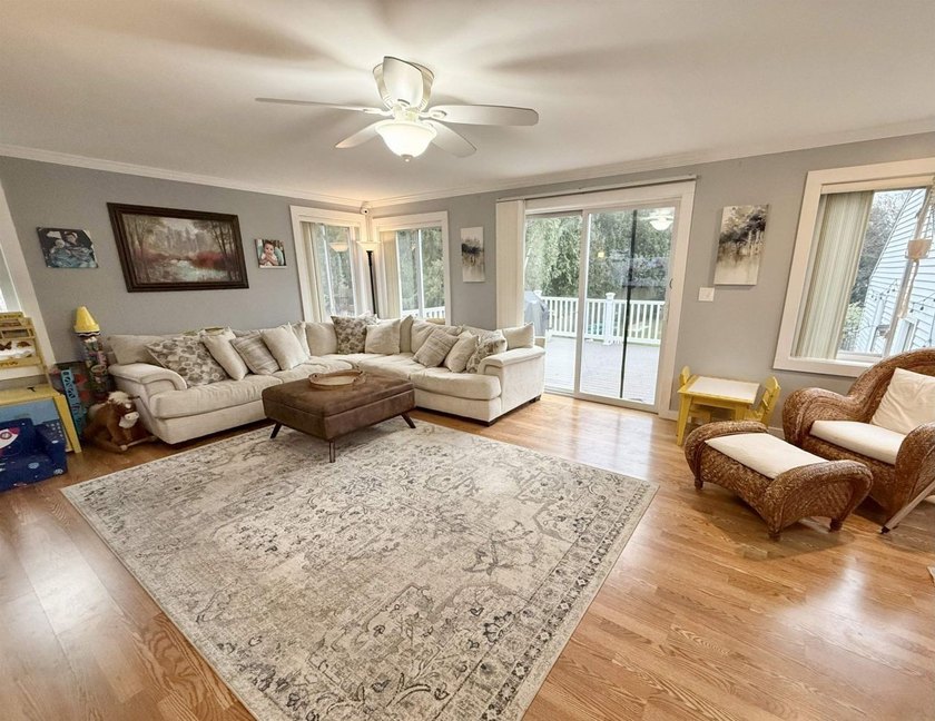 This beautifully maintained 3-bedroom, 2-bath Cape offers - photo 14
