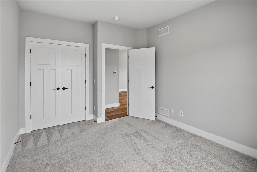 Moving-in ready! Brand New stunning Alterra Design Homes - photo 40