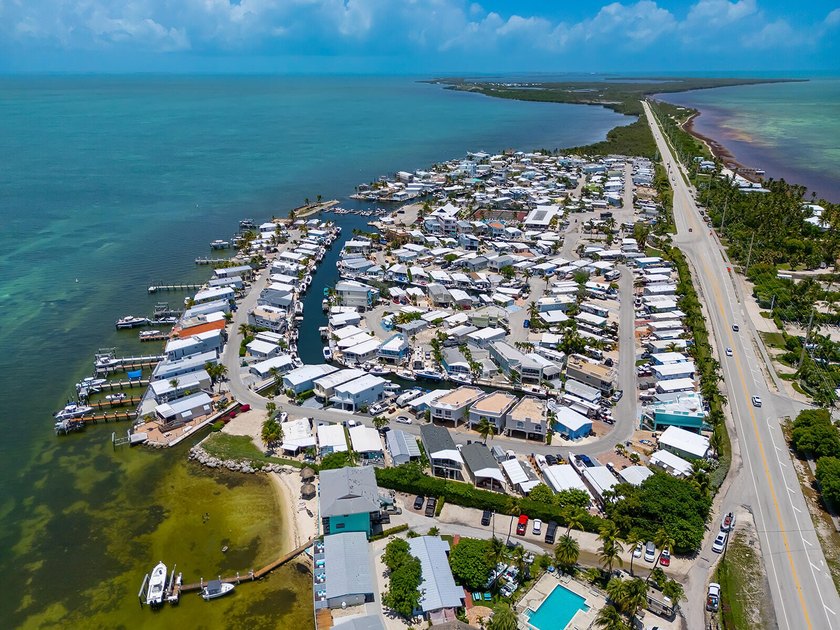 Renovated Waterfront Home - Marina Resort Living! Motivated - photo 33