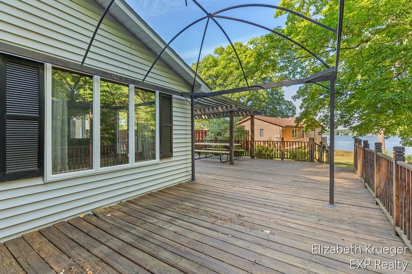 Rare opportunity to own a piece of paradise on highly - photo 15