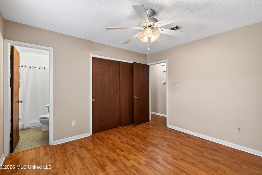 This charming all-brick 4-bedroom, 2-bath home has been lovingly - photo 15