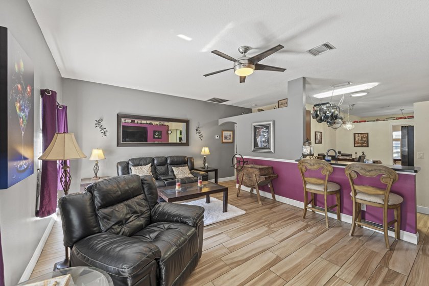 Your Florida Home Awaits! This beautiful concrete block - photo 15