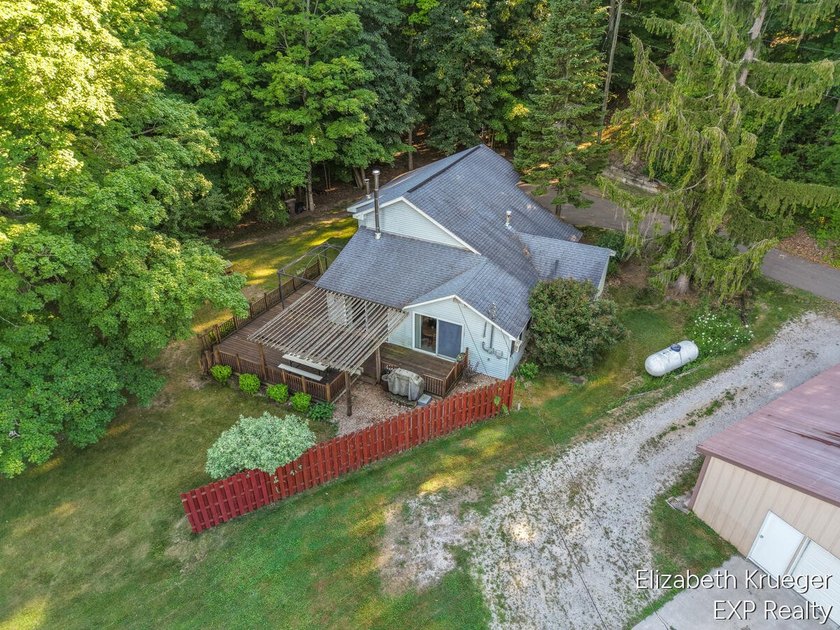 Rare opportunity to own a piece of paradise on highly - photo 21