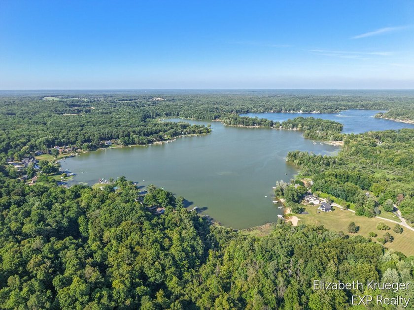 Rare opportunity to own a piece of paradise on highly - photo 24