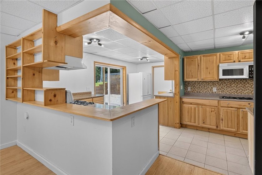 It's rare to find a home that offers this much versatility - photo 25