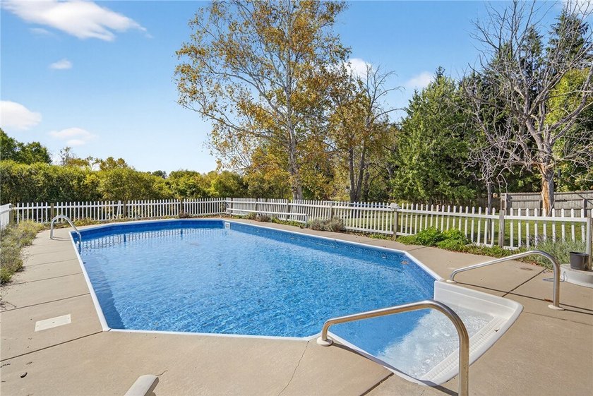 It's rare to find a home that offers this much versatility - photo 35
