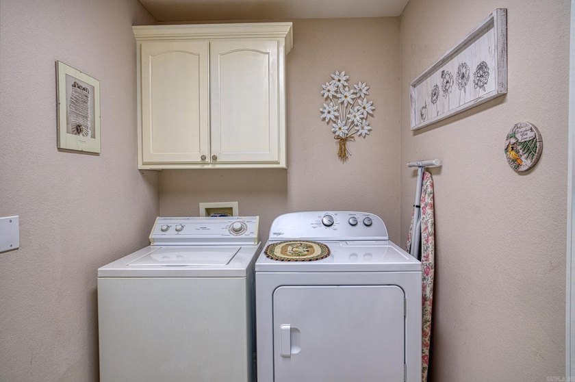Great find in the Balboa area! Cozy 3 bedroom, 2 bath home on a - photo 35