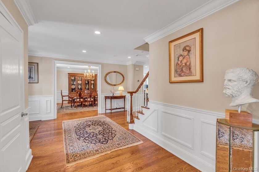 This Flower Hill Center Hall Colonial spans 3,600 square feet - photo 5