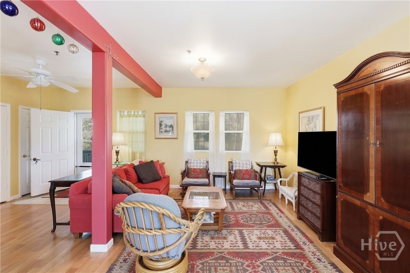 Located on the banks of Chimney Creek this fabulous property is - photo 6