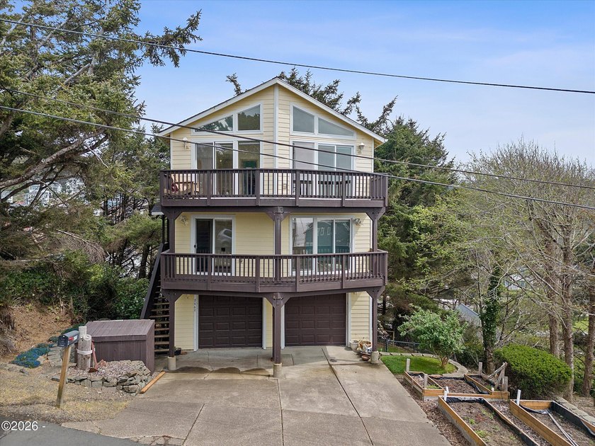 Ocean view, beach access, and coastal flexibility just across - photo 2