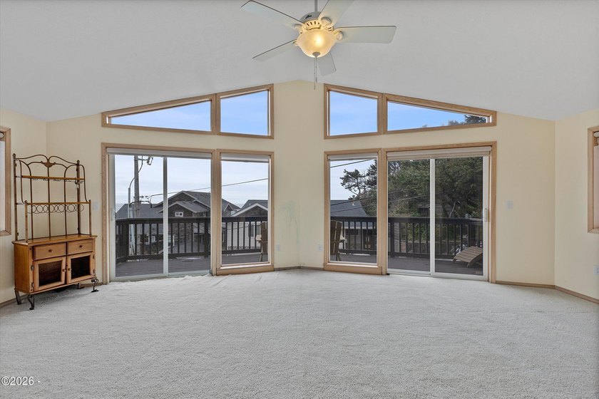 Ocean view, beach access, and coastal flexibility just across - photo 10