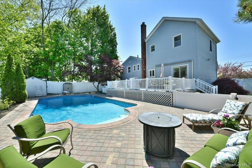 Comfort, Quality, And Style Abound In This Move-In ready - photo 29