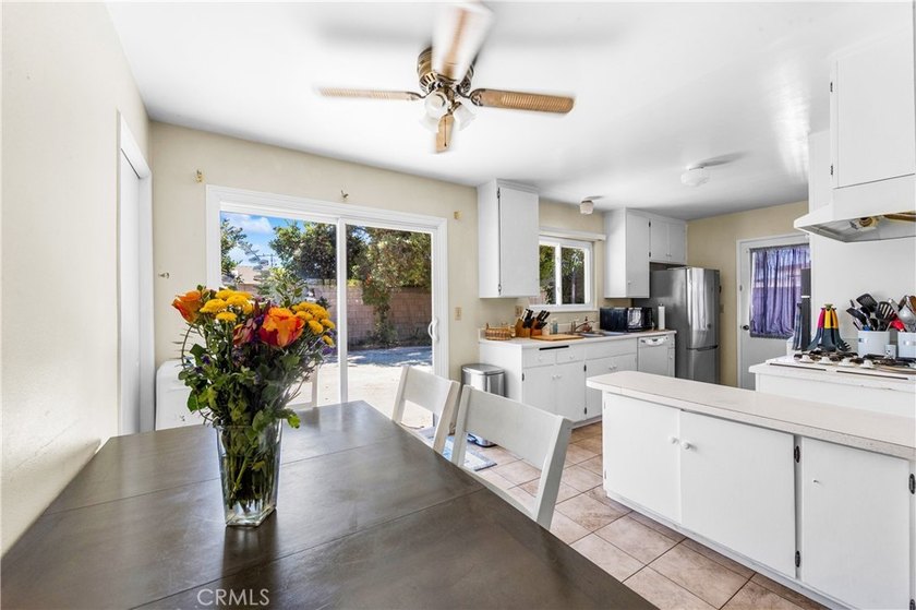 Exceptional Value in Huntington Beach - Priced to sell !!! - photo 9