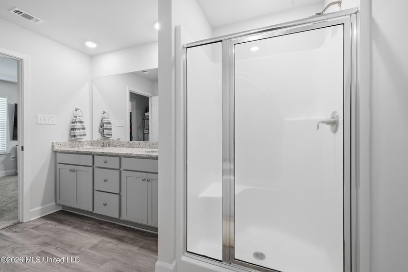 SELLER IS OFFERING UP TO $10,000 IN BUYER CONCESSIONS WITH AN - photo 21