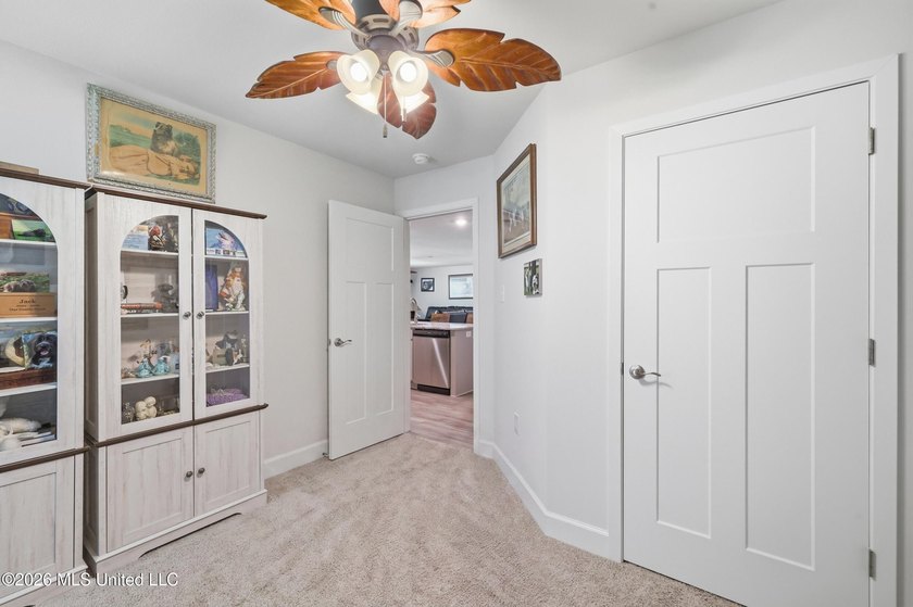 SELLER IS OFFERING UP TO $10,000 IN BUYER CONCESSIONS WITH AN - photo 31