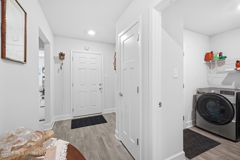SELLER IS OFFERING UP TO $10,000 IN BUYER CONCESSIONS WITH AN - photo 32