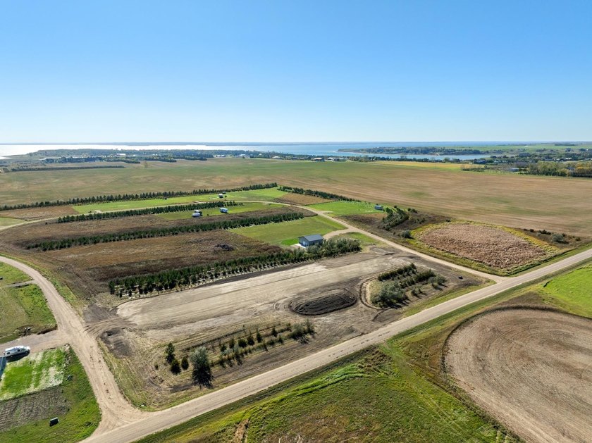 Get O U T T A town -- literally! This 1.5-acre build ready lot - photo 5