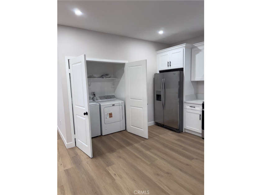 Total of 8 bedrooms, 5 bathrooms, approximately 3,667 square - photo 17