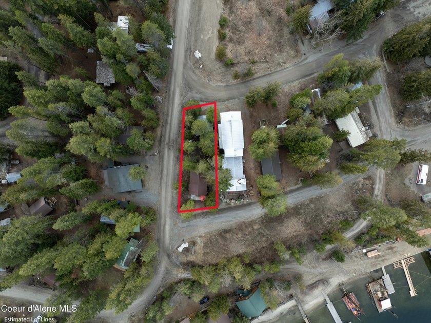Tucked away in the charming Nordman area on Hagman Rd, this - photo 10