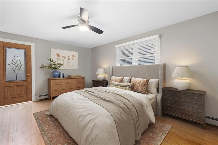 THIS OVERSIZED RAISED RANCH SITS IN A QUIET NEIGHBORHOOD IN - photo 25