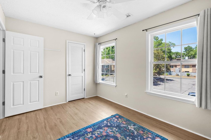 Incredible opportunity to purchase this 3 bedroom, 2.5 bath End - photo 33