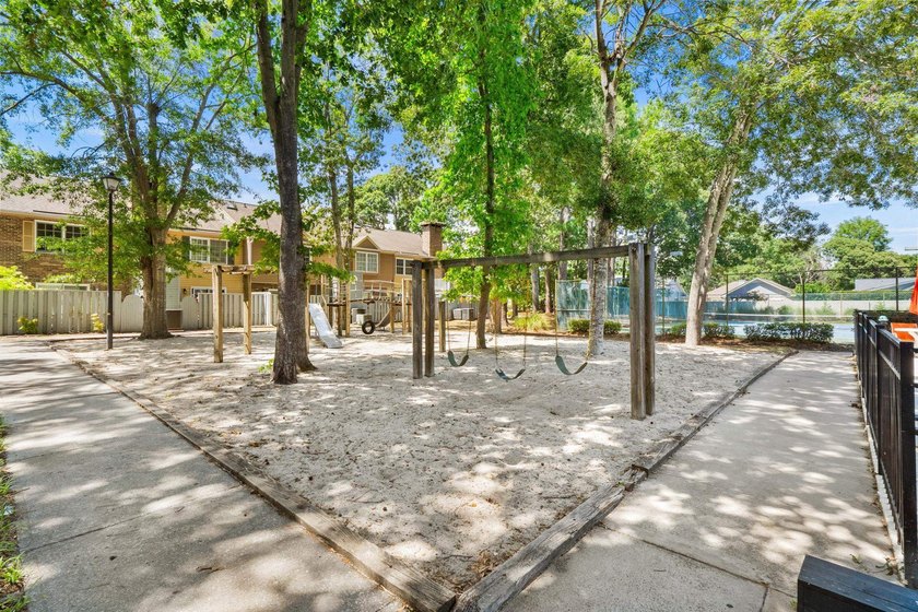 Incredible opportunity to purchase this 3 bedroom, 2.5 bath End - photo 45